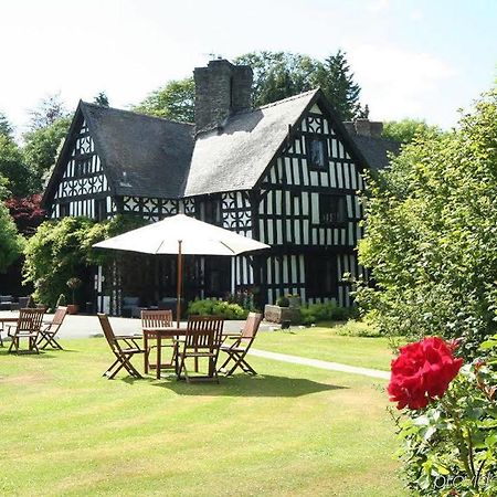 Maesmawr Hall Hotel Caersws Esterno foto