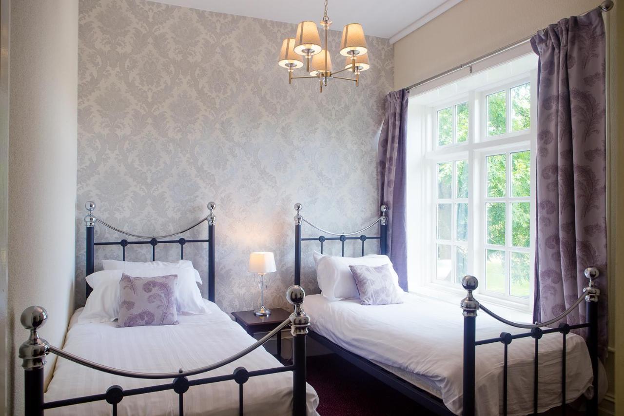 Maesmawr Hall Hotel Caersws Esterno foto